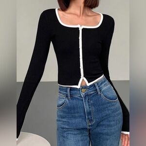 Commense Square Neck Crop top Button front Black Long Sleeve Knit Shirt Small